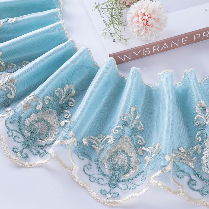 Elegante und Verspielte Gardinenborte Brehn