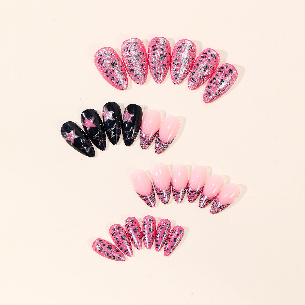 Künstlerisches Stiletto Nagelkunstset mit gemustertem Design Brehn