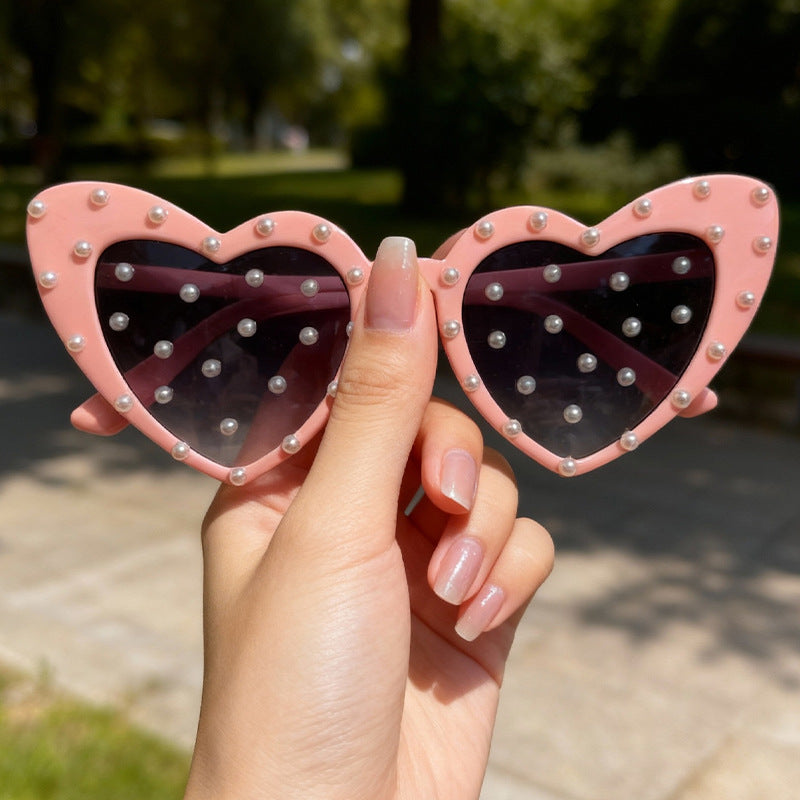Perlenverzierte herzförmige Sonnenbrille Brehn