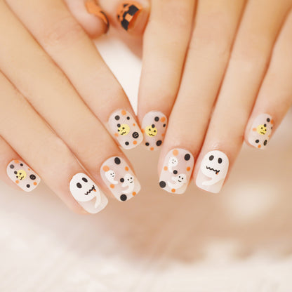 Kunstvolle Nagelverlängerungen mit kreativen Augen-Design Brehn