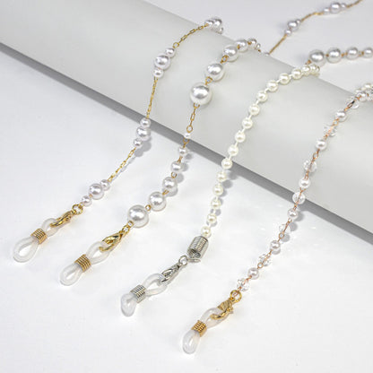 Elegante Perlenbesetzte Brillenkette Brehn