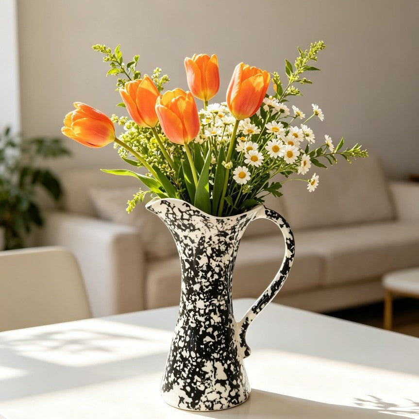 Dekorativer Blumenkrug Brehn