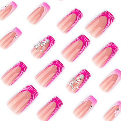 Kunstvolle Nageldesigns mit Glitzer- und Blumenakzenten Brehn