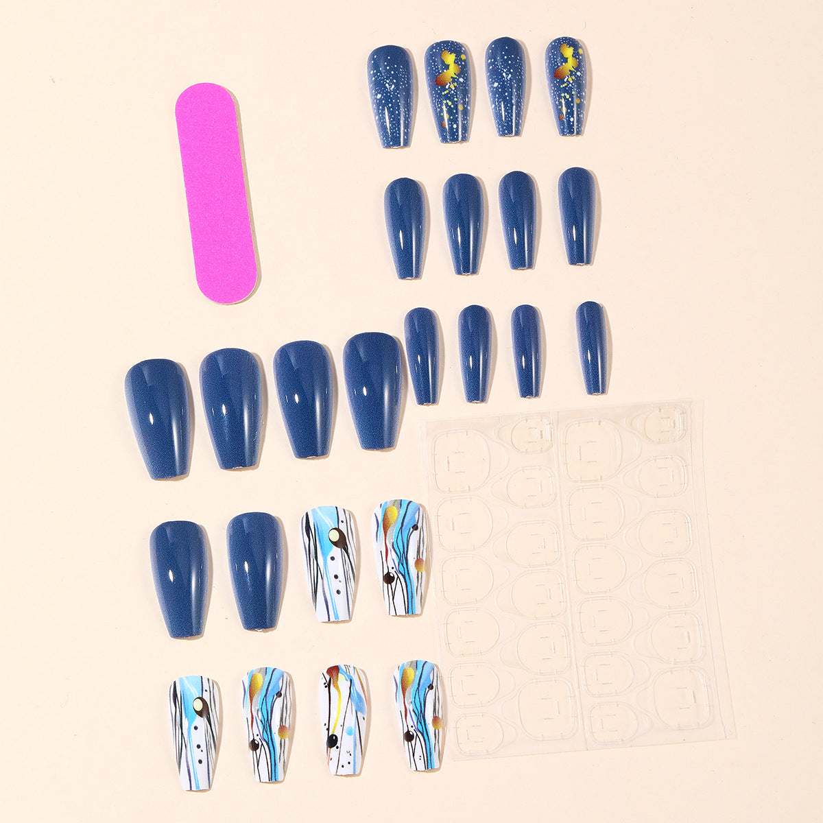 Künstlerische von der Galaxie inspirierte Nagelkunstverlängerungen Brehn