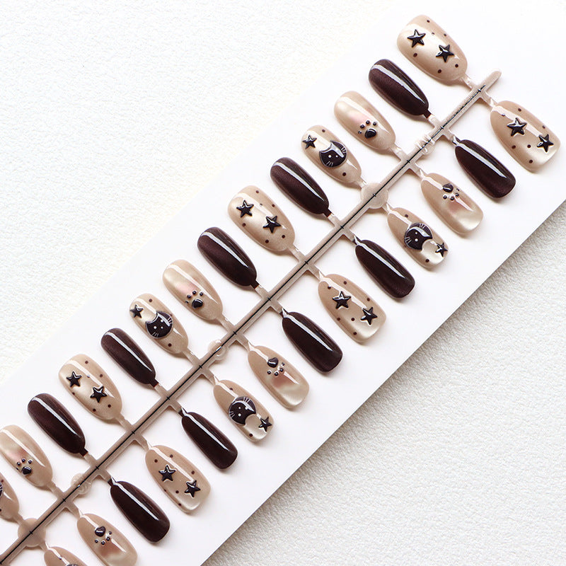 Thematische Künstlerische Press-On Nageldesign Brehn