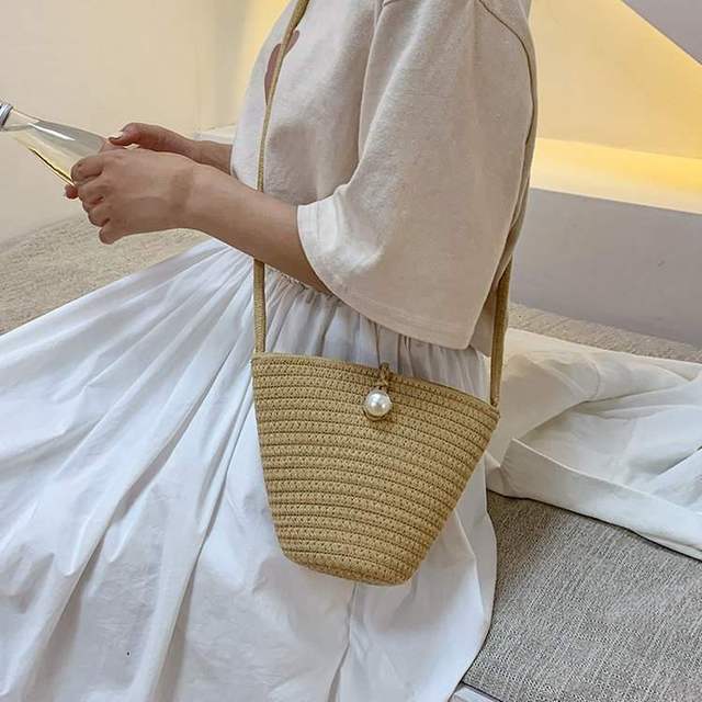 Elegante Umhängetasche mit Perlverschluss Brehn