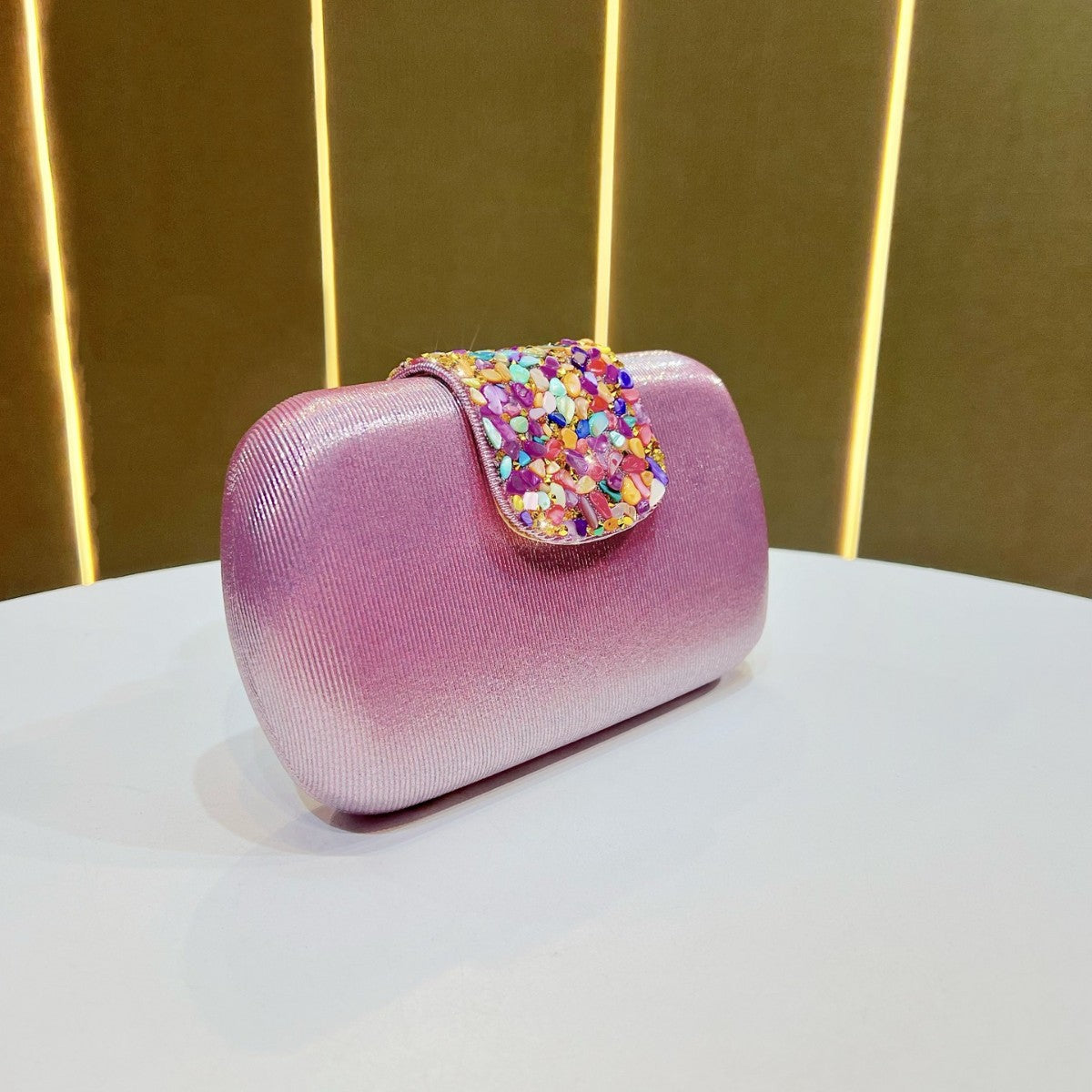 Strass-dekorierte Abend-Clutch