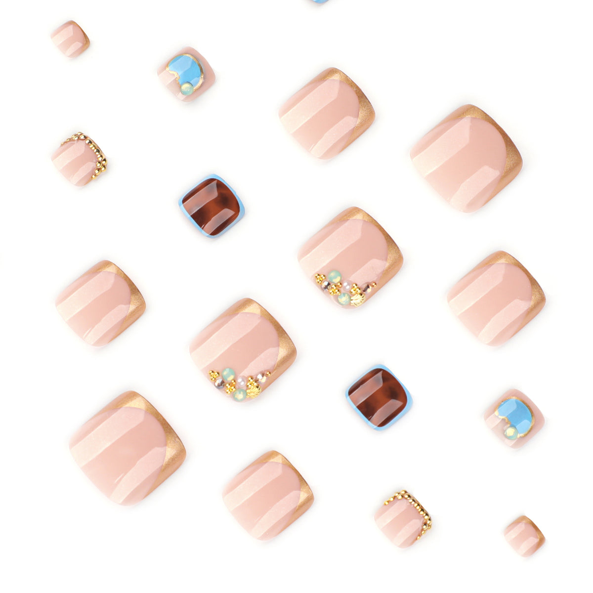 Kunstvolle Fußnagelkunst mit elegantem Gold-Design Brehn
