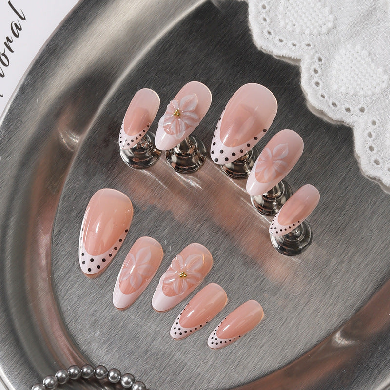 Elegantes florales Kunst-Press-On-Nagelset Brehn
