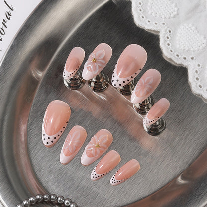 Elegantes florales Kunst-Press-On-Nagelset Brehn