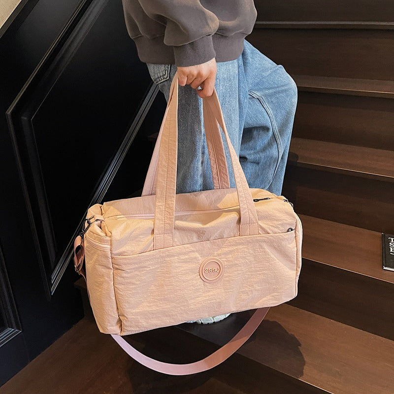 Sportliche Reisetasche Mit Praktischen Außentaschen Brehn