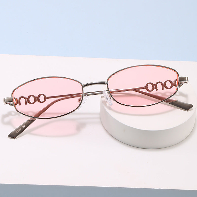 Modische Sonnenbrille Im Eleganten Ovaldesign Brehn