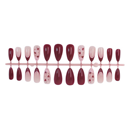 Kunstnagelset mit romantischen Herz-Designs und elegantem Glanz Brehn