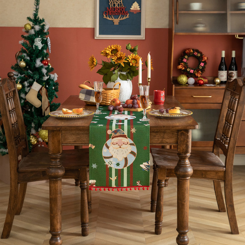 Festlicher Tischläufer mit Weihnachtsmotiv