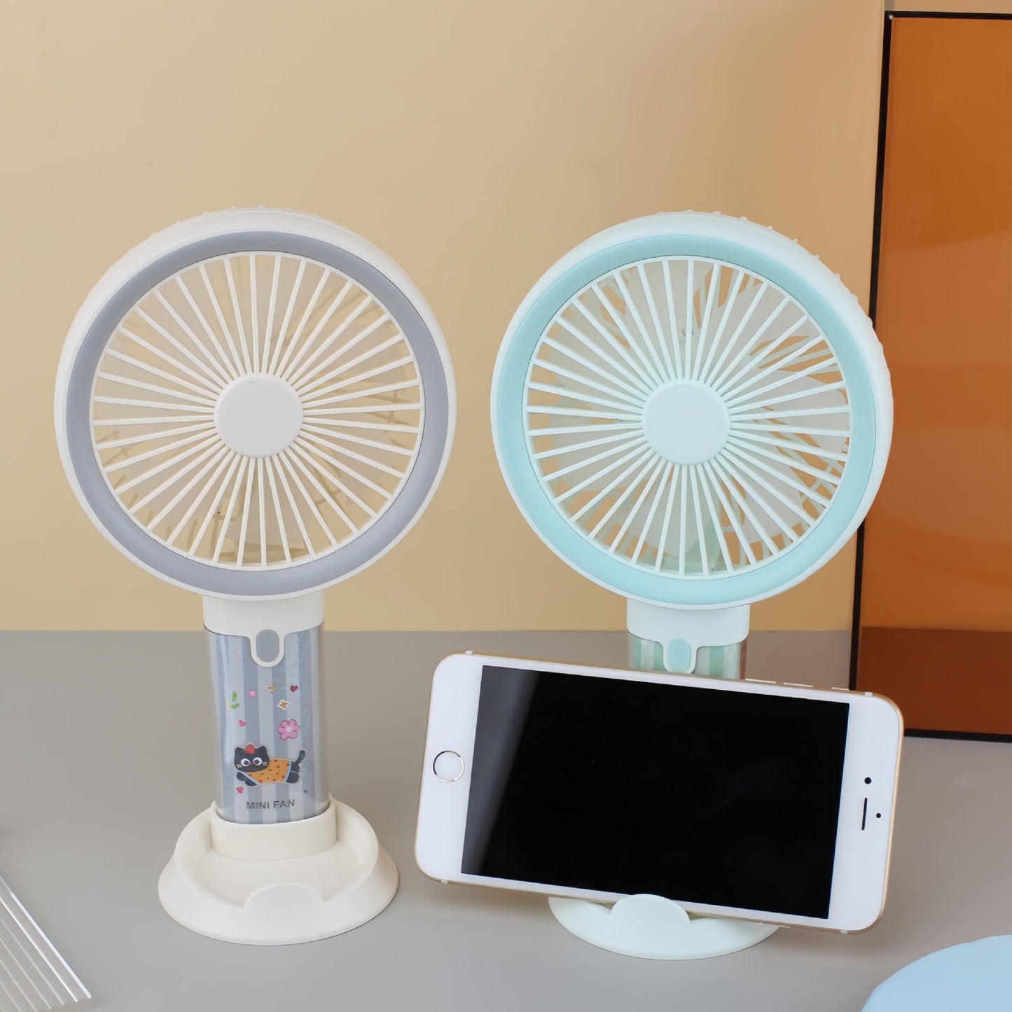Damen Tragbarer Mini Ventilator mit Wassernebelzerstäuber Brehn