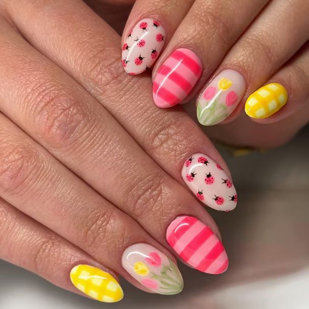 Florale Kunstfertigkeit Nagelverstärkungen Brehn