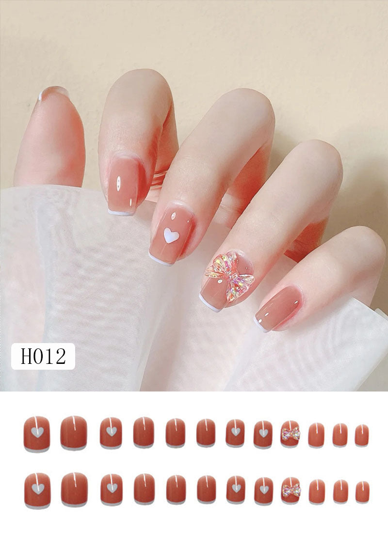Künstliche Nagelspitzen mit Schleifen-Design Brehn