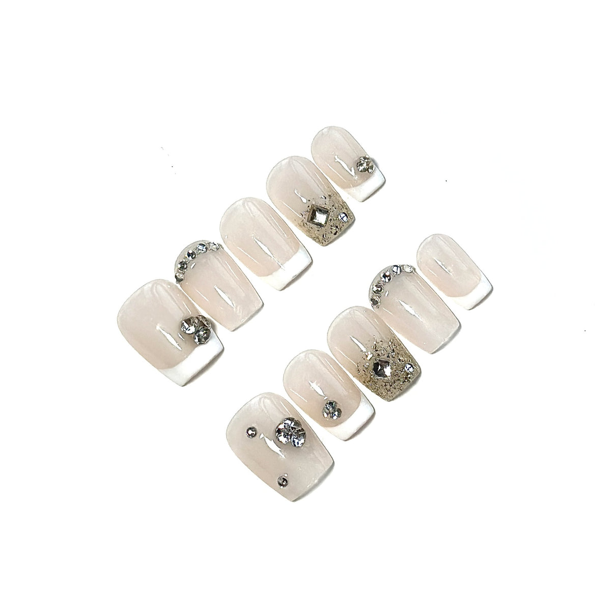 Dekorativer Press-On-Nagelset mit Swarovski-Akzenten