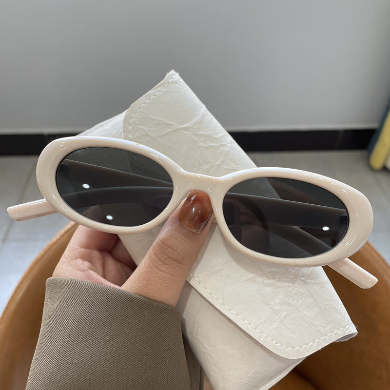 Trendige ovale Rahmen-Sonnenbrille Brehn