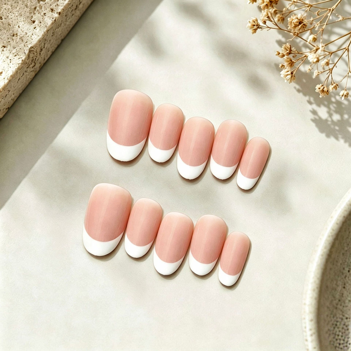 Weiche matte French Tip Press-on-Nägel