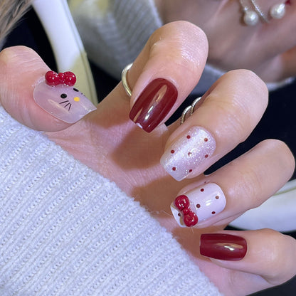 Glamouröses Press-On Nagelkunst-Set mit stylishen Edelstein-Akzenten Brehn