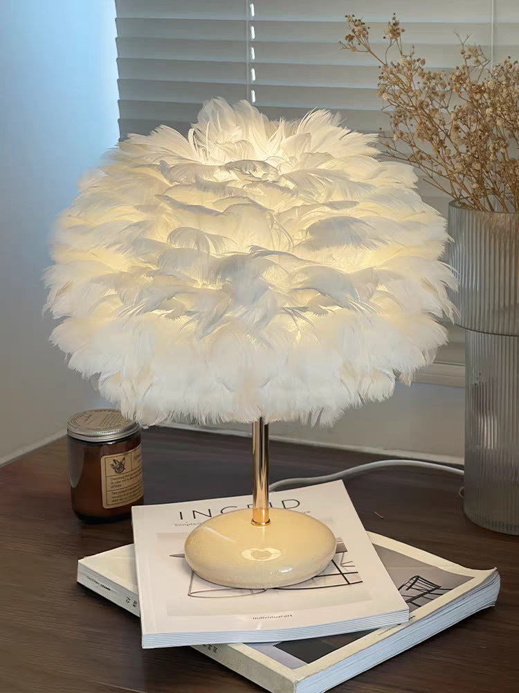 Federnde dekorative Tischlampe