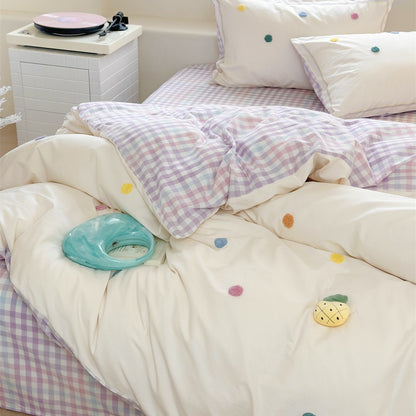 Bestickte Pastell-Punkt reversible Betthüllen-Set mit Pom-Pom-Ecken