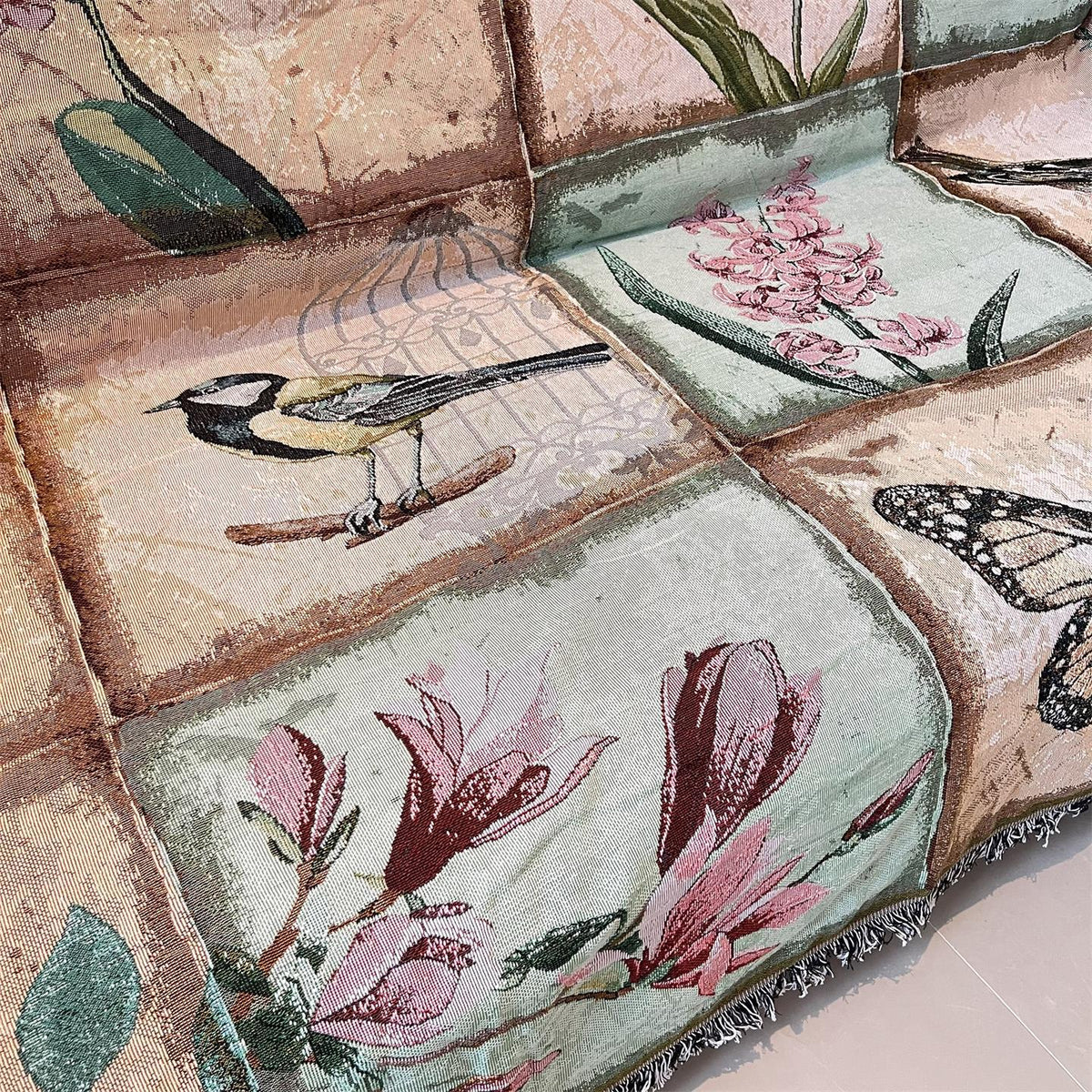 Vintage Floral Decorative Throw Decke