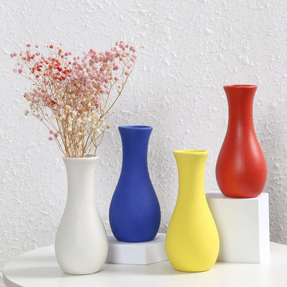 Zeitgenössische Matte Keramik Blumenvase Brehn