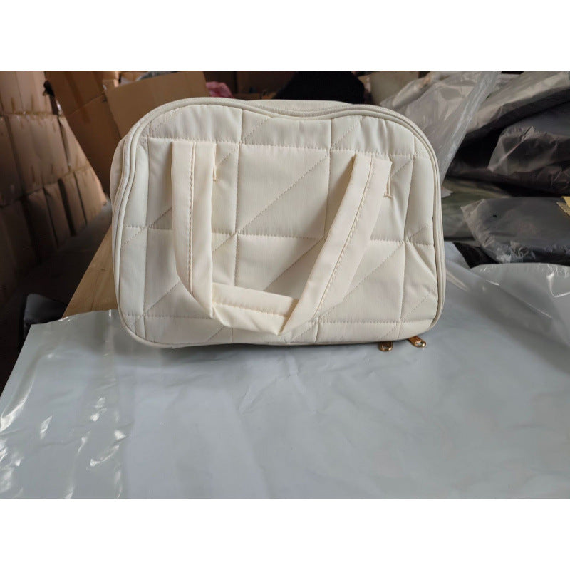 Kosmetiktasche mit Gepolstertem Innenfach Brehn