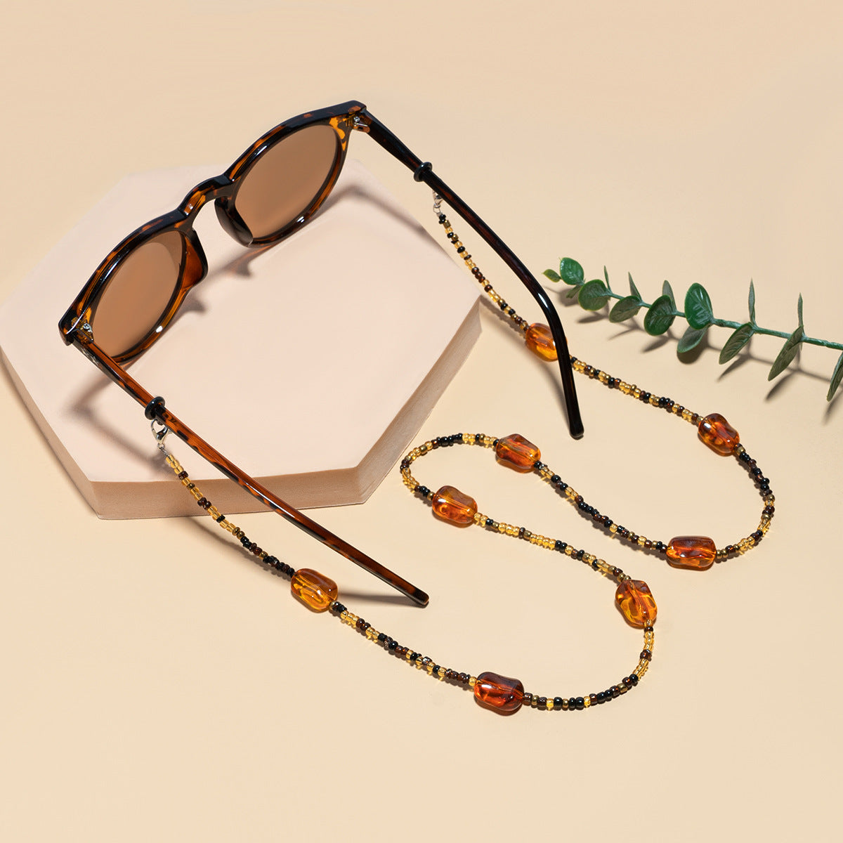 Elegante handgefertigte Perlenbrille Kette Brehn
