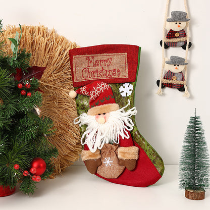 Festlicher Weihnachtsstrumpf mit liebevollen Santa-Motiven Brehn
