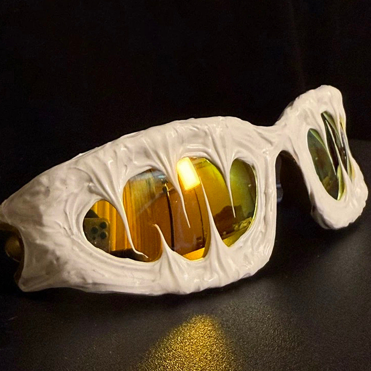 Damen Sportliche Sonnenbrille mit innovativem Design Brehn