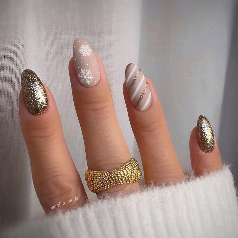 Elegante Stiletto Press-On Nagelkunst mit Strass-Akzenten Brehn