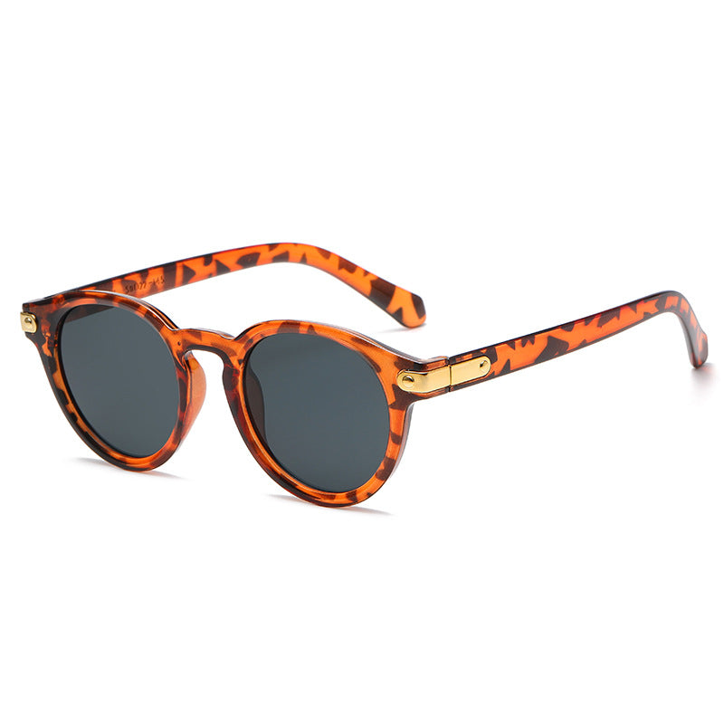 Damen modische Sonnenbrille mit transparentem Rahmen und robusten Gläsern Brehn