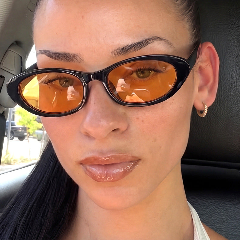 Damen Cat-Eye Sonnenbrille mit schützendem UV-Filter und eleganter Rahmenstruktur Brehn