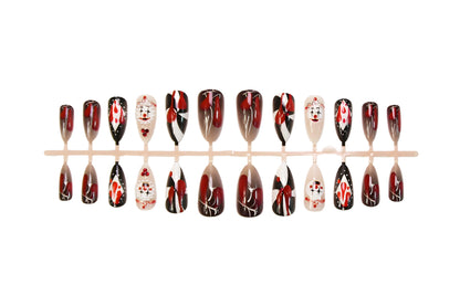 Halloween Kunstnagelset mit blutigen Motiv-Designs und kreativen Grafiken Brehn