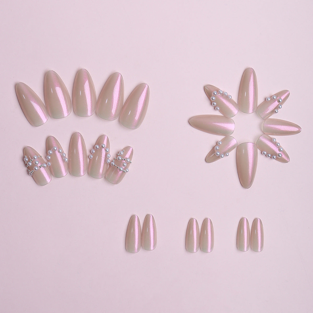 Elegante Gelnägel mit Perlenverzierung Brehn