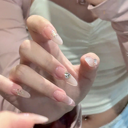 Elegantes Press-On Nageldesign Brehn