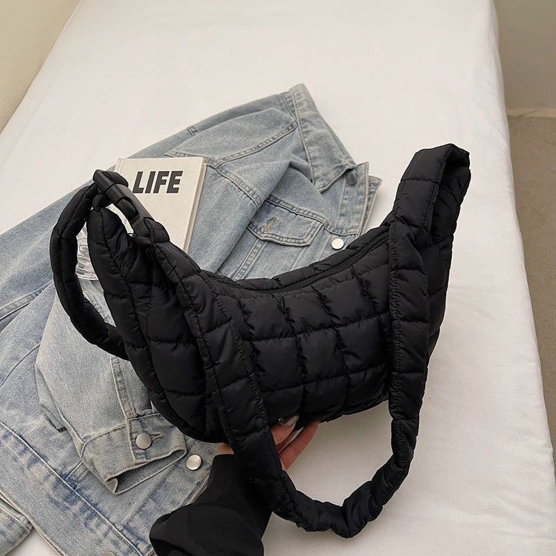 Gepolsterte gesteppte Schultertasche
