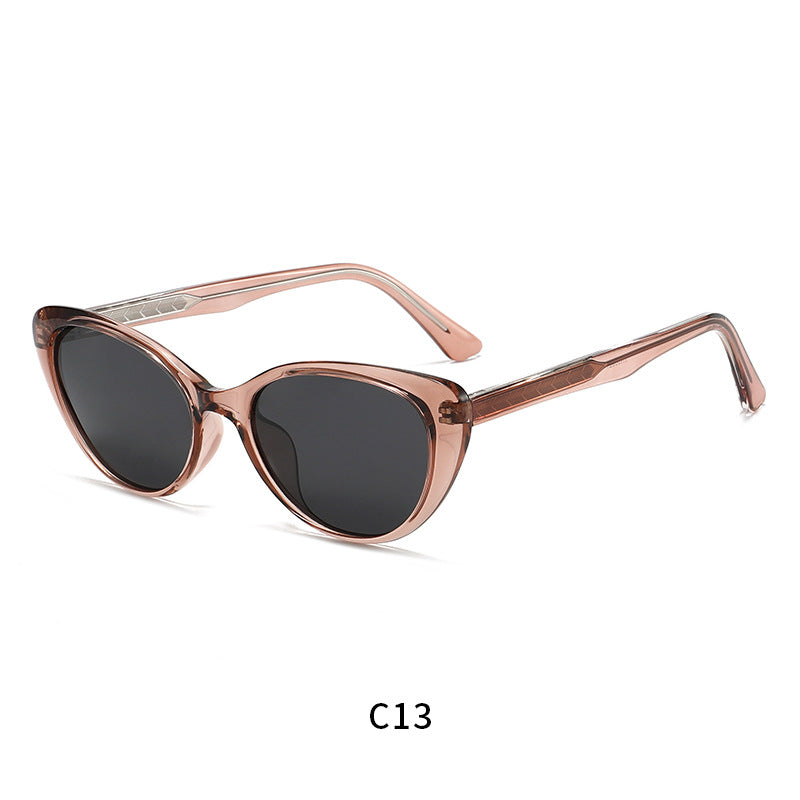 Damen Cat-Eye Sonnenbrille mit luxuriösen, getönten Gläsern und stilvollem Rahmen Brehn