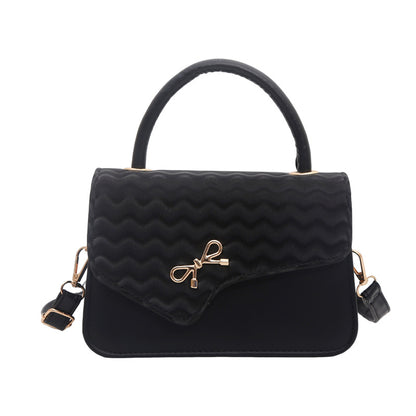 WoChic Texturierte Handtasche Brehn