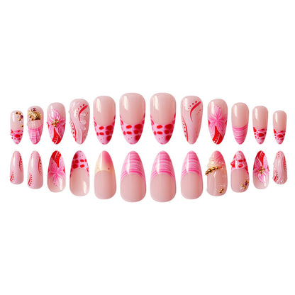 Dekorative Stiletto Nagelkunst Extensions Brehn