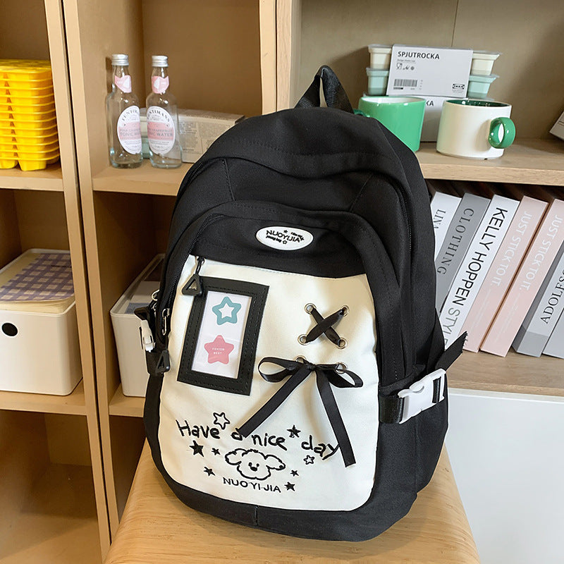 Verspielt bestickter Kordelzug-Schulrucksack