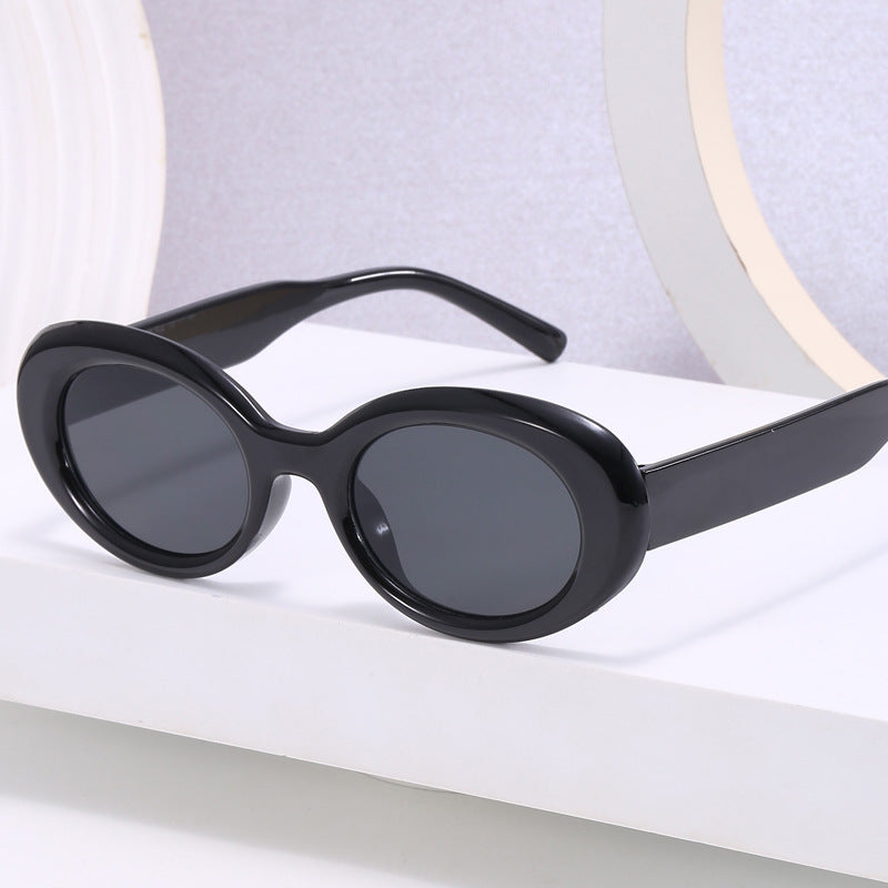 Damen Oversized-Sonnenbrille im modernen Design Brehn