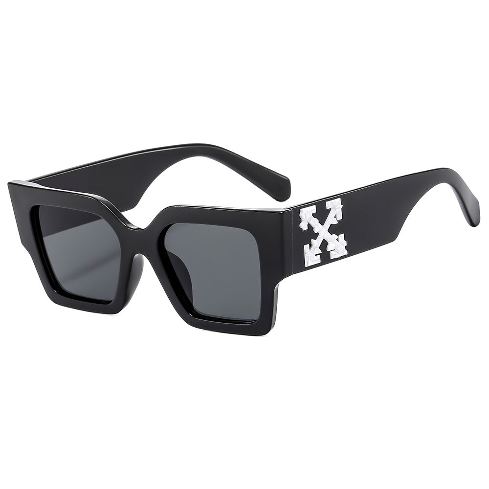 Damen Designer-Sonnenbrille mit auffälligem geometrischen Rahmen Brehn