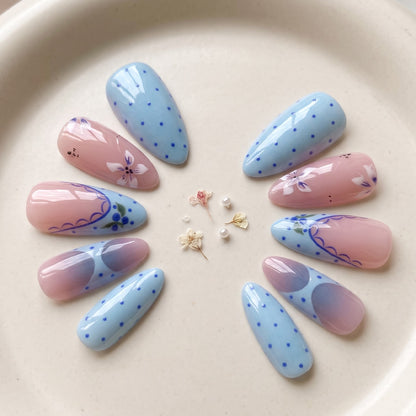 Künstlerisches Press-On Nageldesign