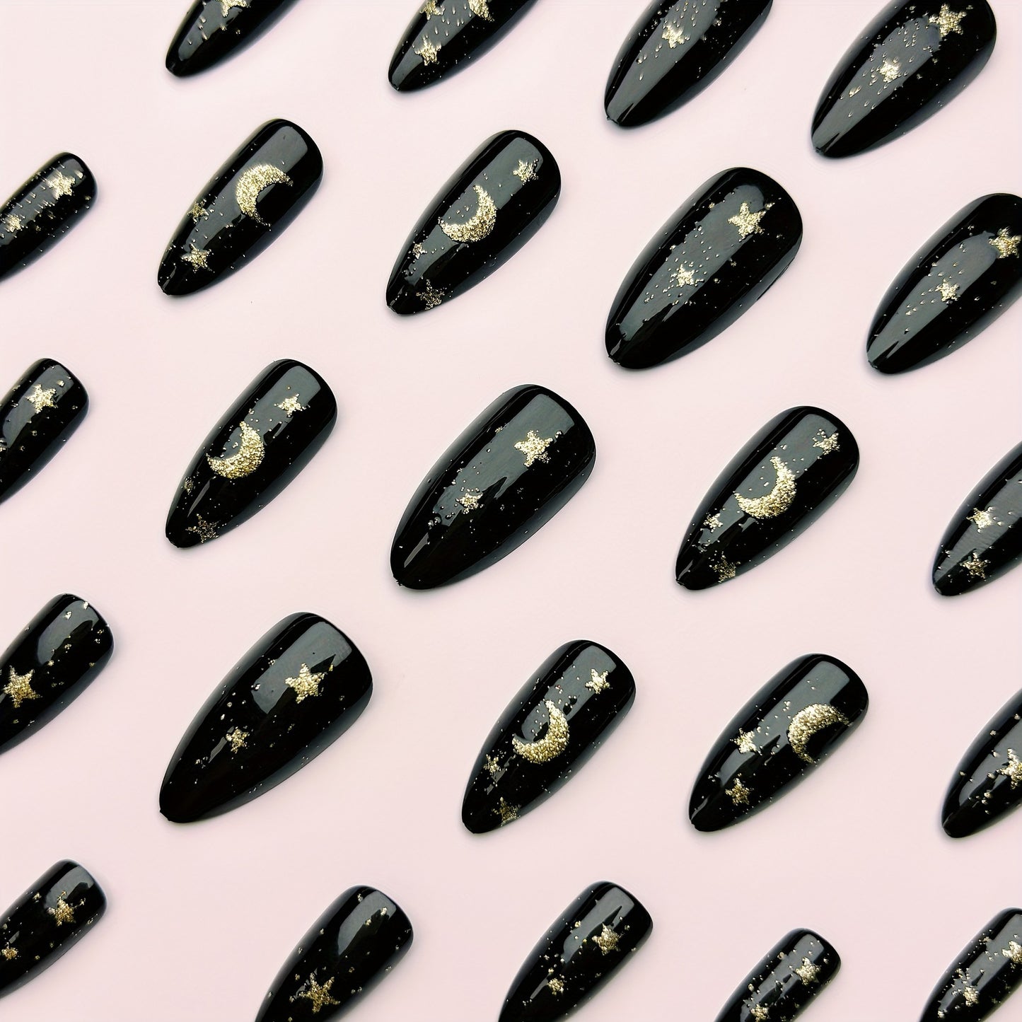 Glamouröse Nagelkunst Im Mond- und Sternen-Design Brehn