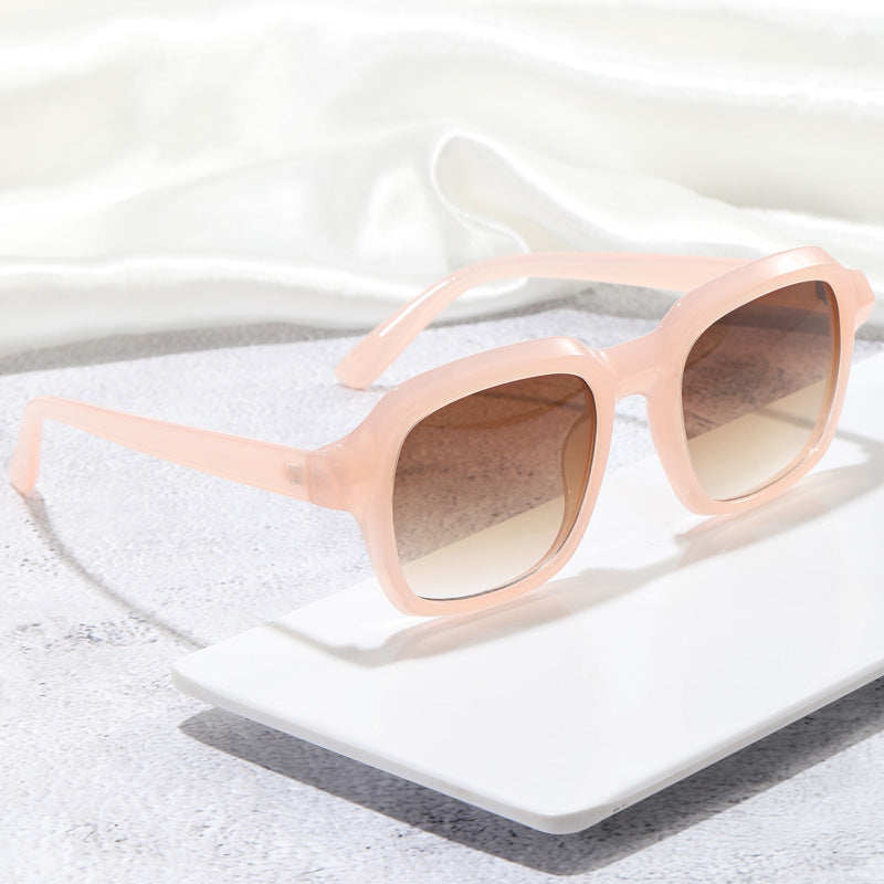Damen quadratische Sonnenbrille mit stylischem Rahmen Brehn