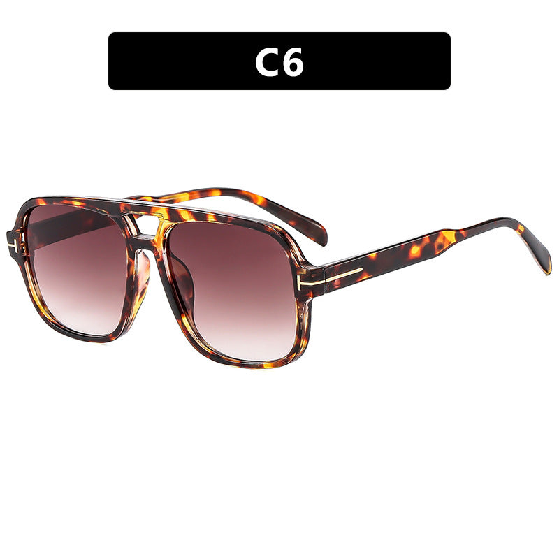 Damen quadratische Designerbrille mit filigranem Rahmen und modernem Kunststoffmaterial Brehn